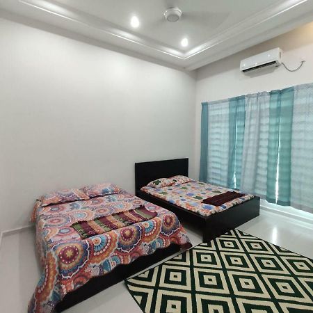 Ar-Rayyan Homestation Dungun Exterior foto